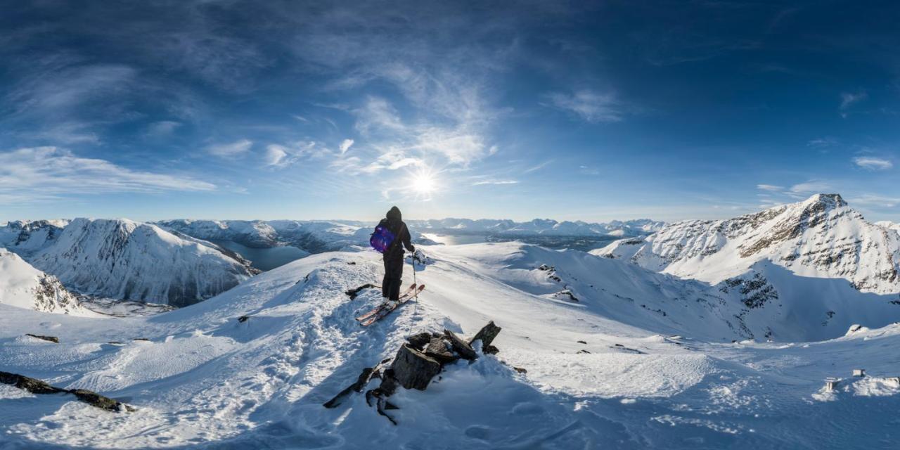 Manndalen Sjobuer Villa Samuelsberg Buitenkant foto