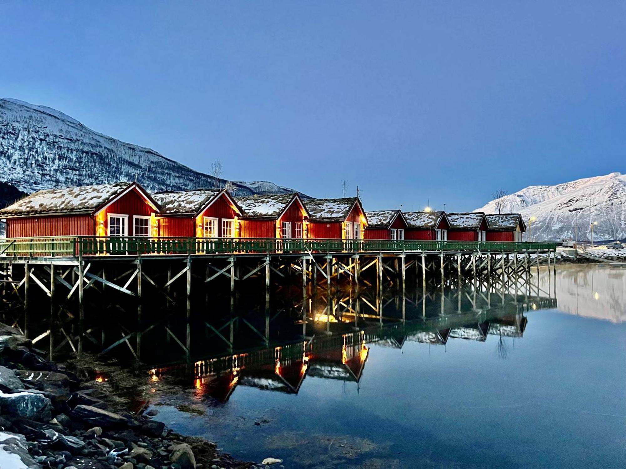 Manndalen Sjobuer Villa Samuelsberg Buitenkant foto